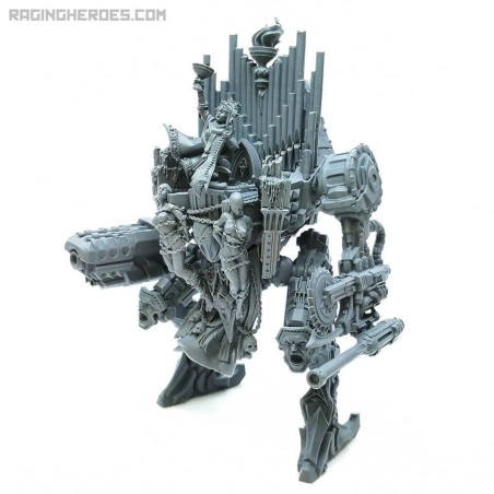 RH: High Preacher Almeriah on War Pulpit